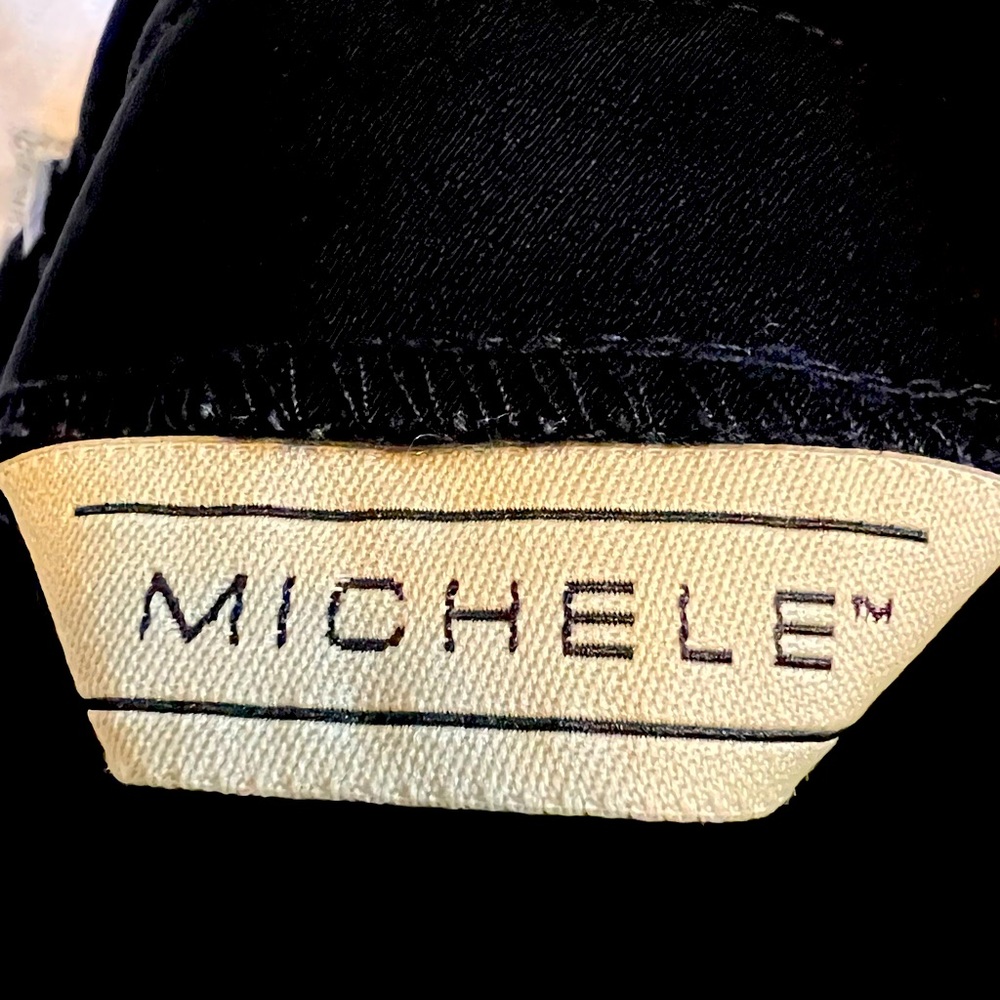 Black pencil skirt by Michele